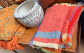 Assorted blankets, throw,