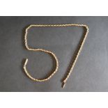 A 9ct yellow gold necklace, approximately 9 grams, 44.