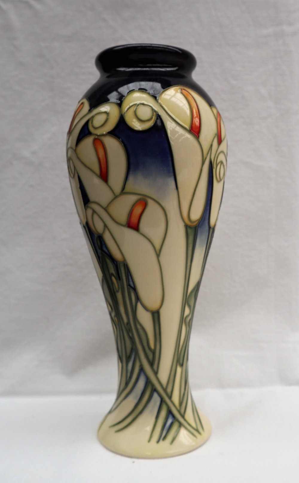 A Moorcroft pottery inverted baluster vase decorated with white calla lilies, signed Kerry Goodwin, - Image 5 of 7