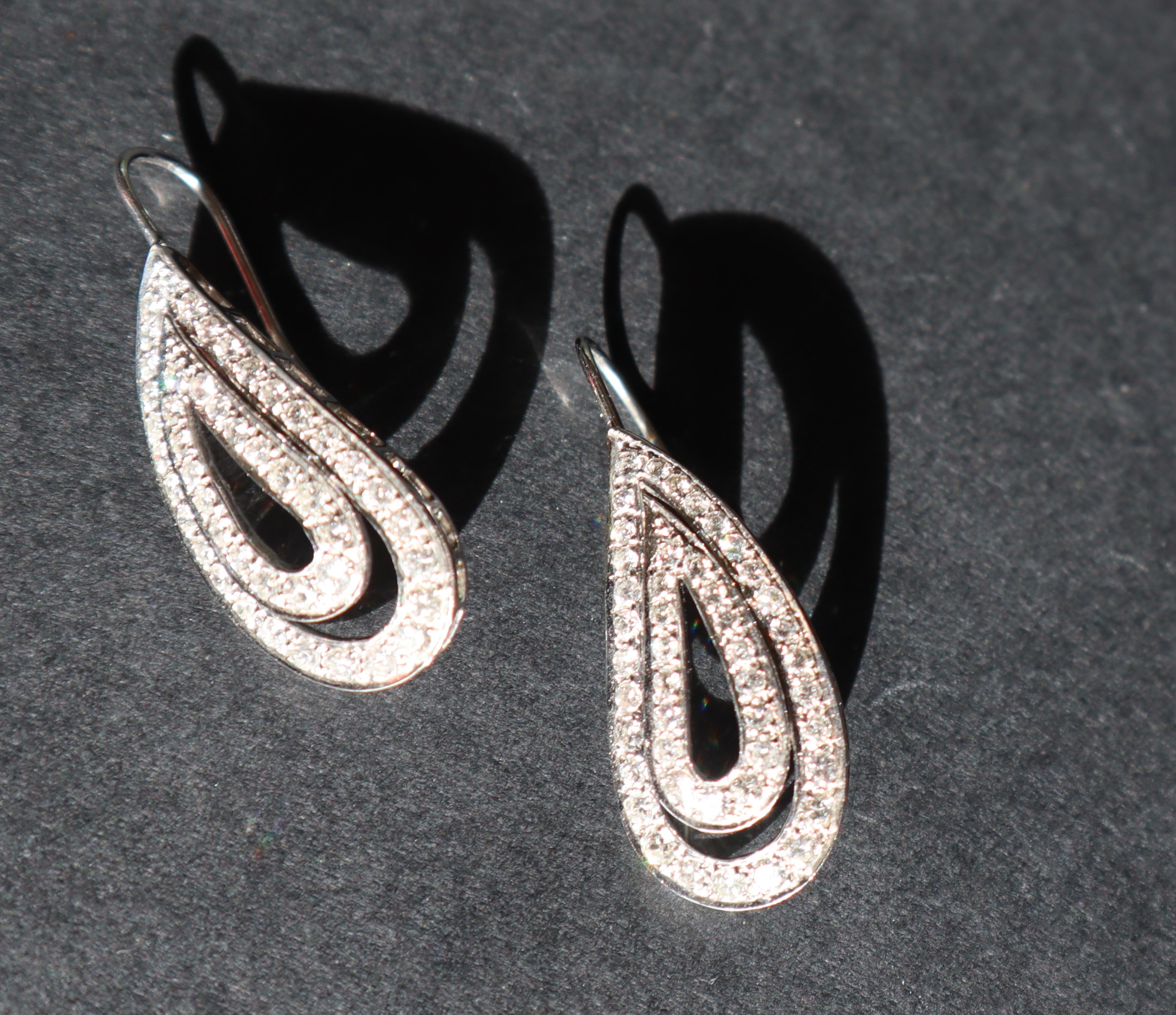 A pair of diamond drop earrings of tear drop shape, - Image 5 of 9