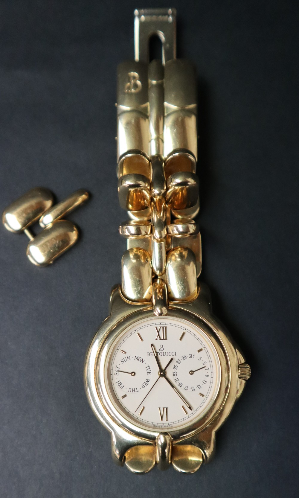 A gentleman's Bertolucci 18ct gold wristwatch approximately 134 grams, with paperwork, - Image 3 of 4