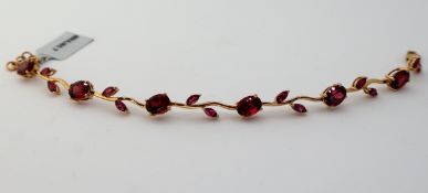 Gemporia - A Mahenge purple and Rajasthan garnet 9k gold Tomas Rae bracelet