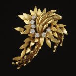 Retro Gold and Diamond Cluster Pendant Brooch