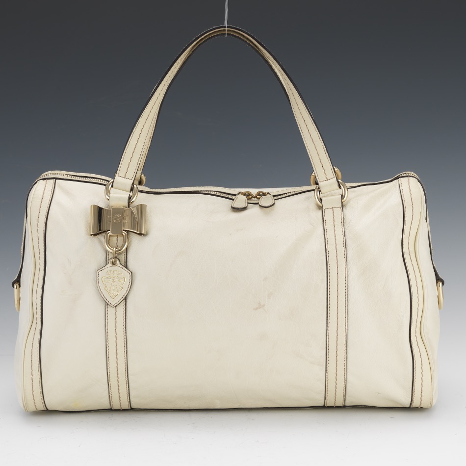 Gucci White Leather Duffle Bag - Image 2 of 10