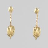 Ladies' Italian Gold Pair of Dangle Earrings