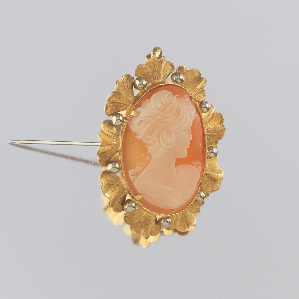 Ladies' Retro Gold and Carved Cameo Brooch Pendant - Image 4 of 6