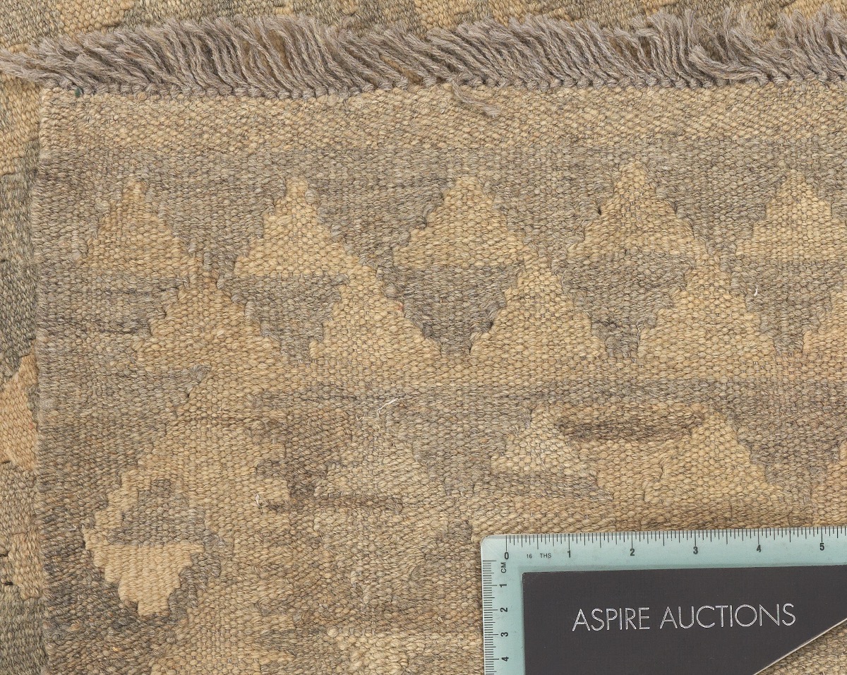 Fine Hand-Knotted Kilim Village Carpet - Image 4 of 4