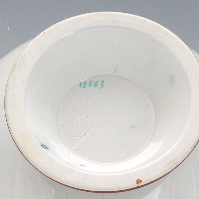 Victorian Petit Porcelain Tureen with Underplate - Image 9 of 9