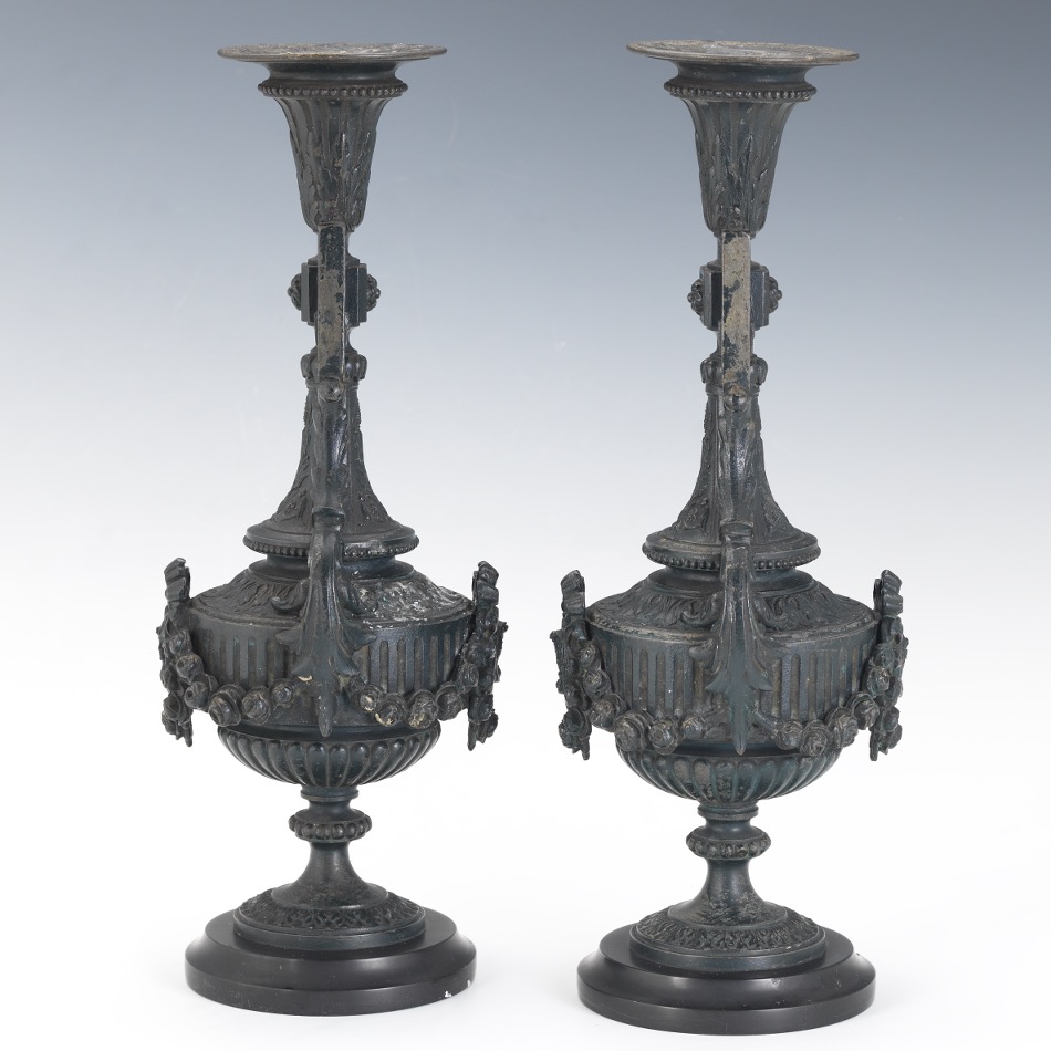 Pair of Mantel Urns - Image 3 of 7
