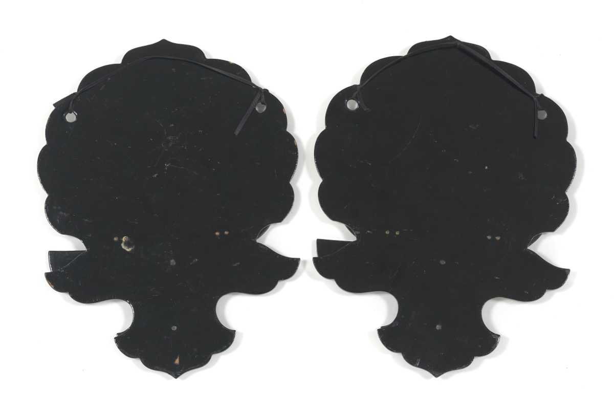 Pair of Japanese Black Lacquer and Hand Painted Signed Wall Foldable Sconces, Meiji Period - Image 9 of 9