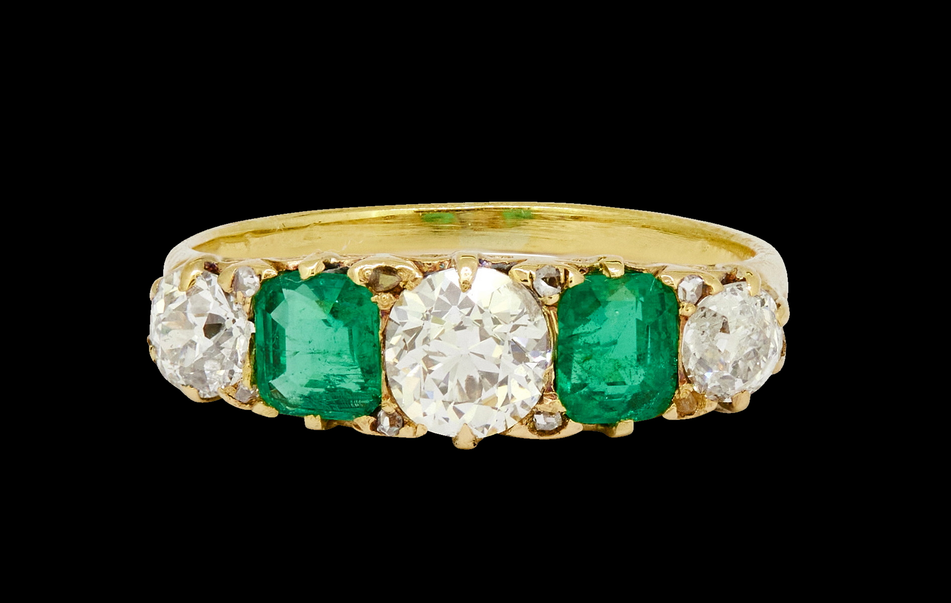 EMERALD AND DIAMOND 5-STONE RING