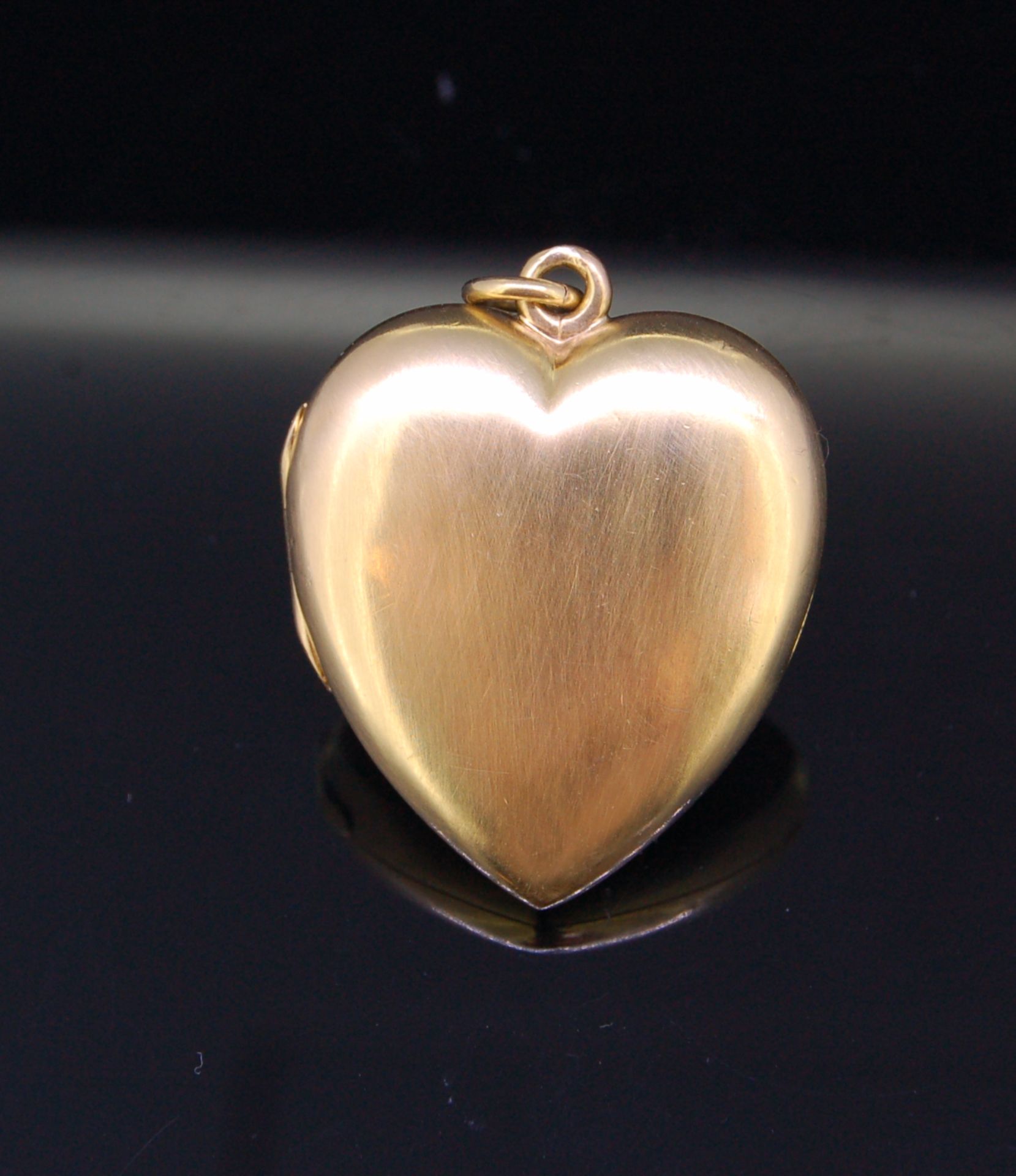 ANTIQUE HEART LOCKET