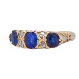 SAPPHIRE AND DIAMOND RING