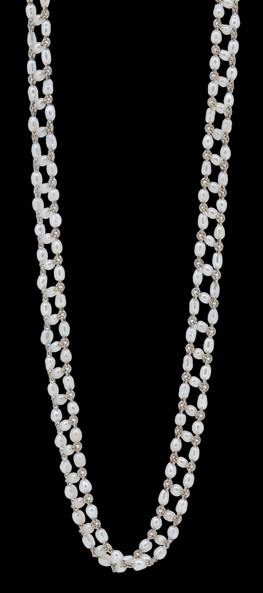 NATURAL PEARL NECKLACE