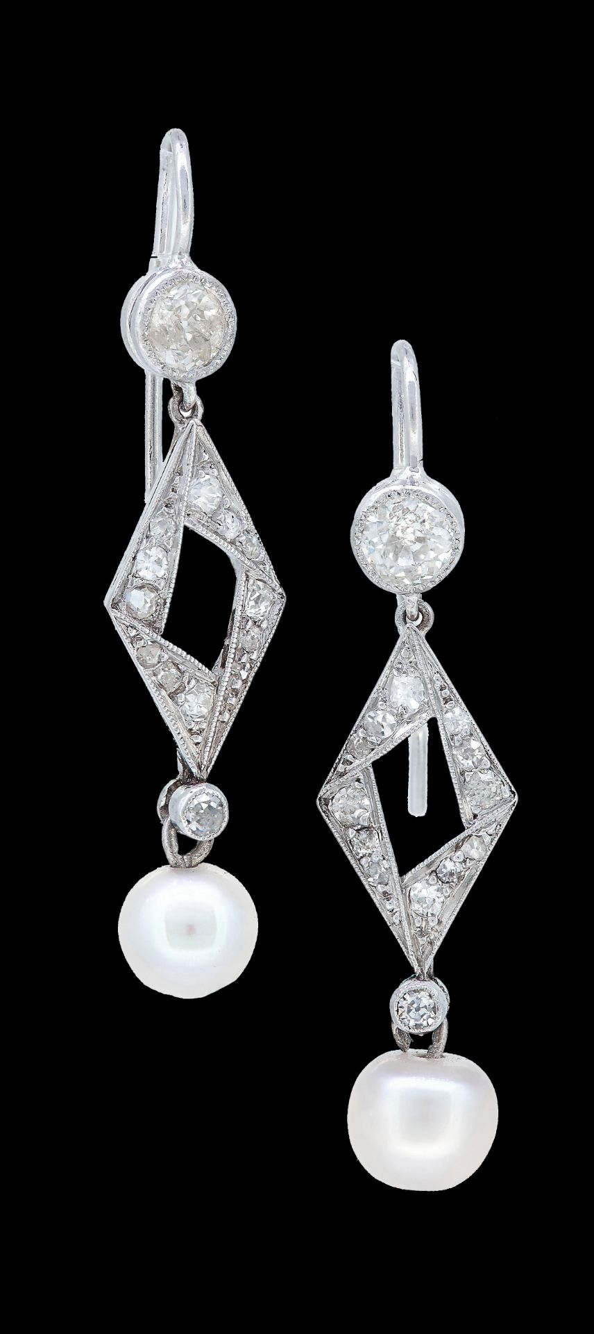 PAIR OF PEARL AND DIAMOND DROP EARRINGS