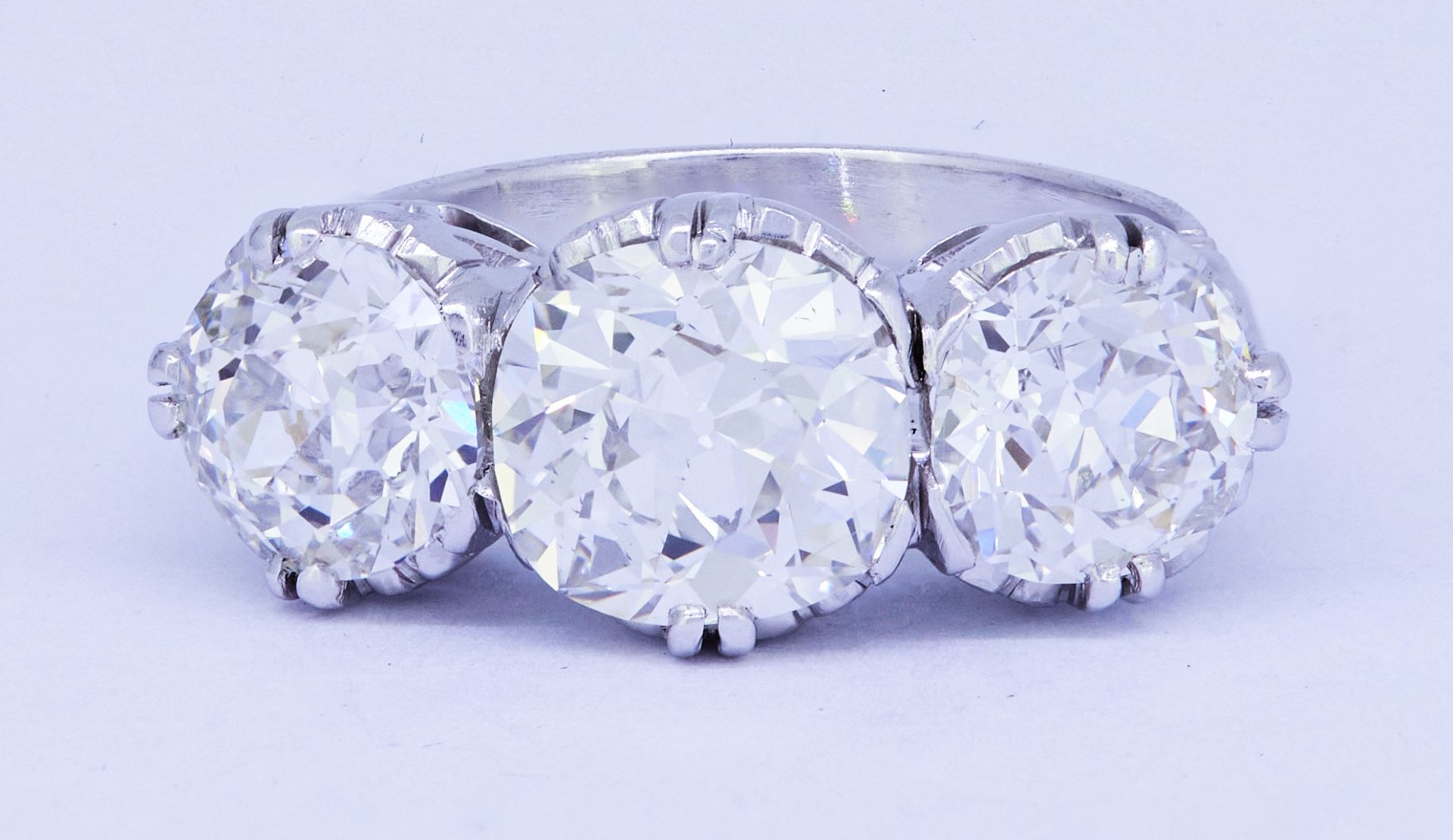 IMPORTANT DIAMOND 3-STONE RING