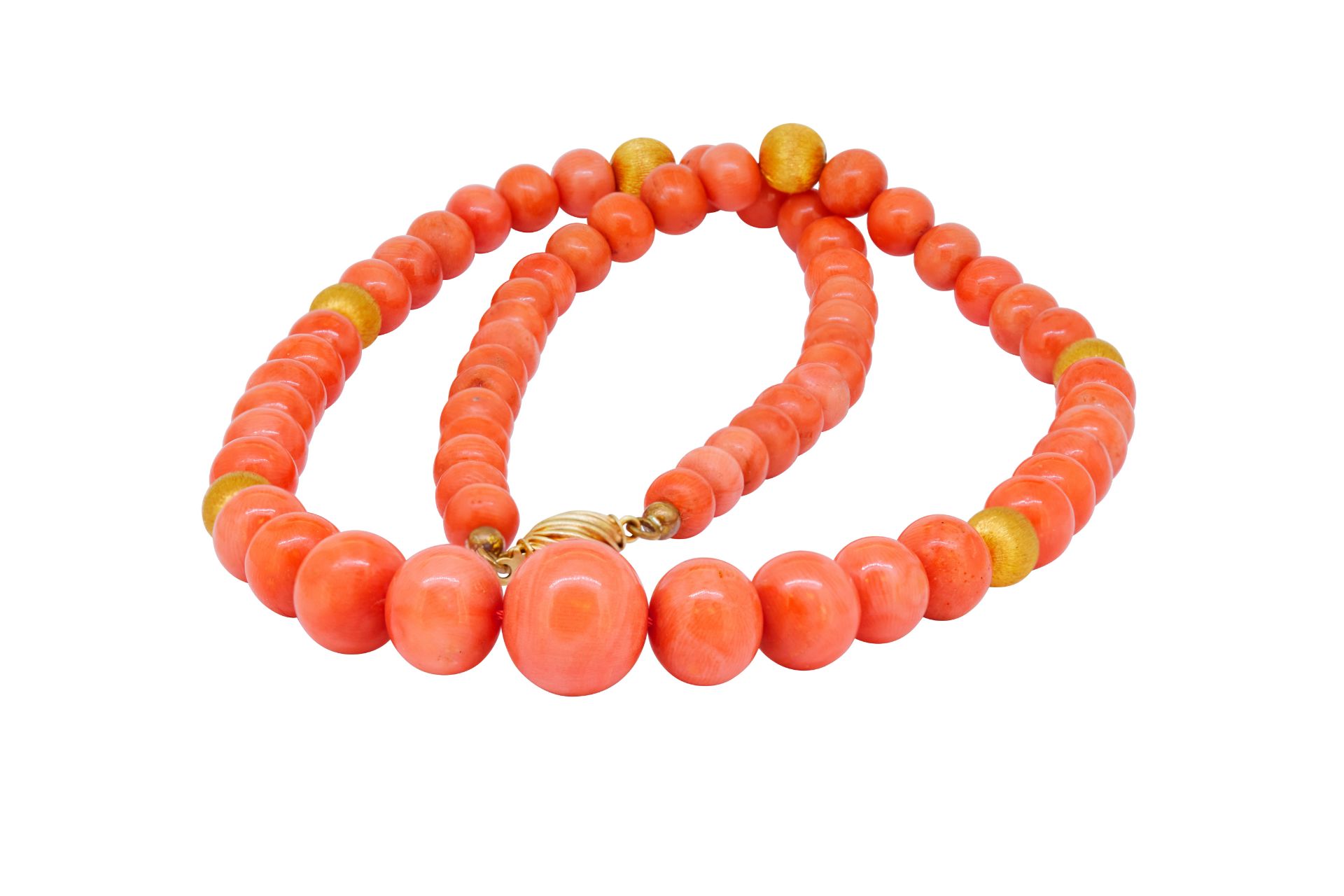 CORAL AND GOLD BEAD NECKLACE