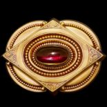 LARGE ANTIQUE VICTORIAN GARNET BROOCH