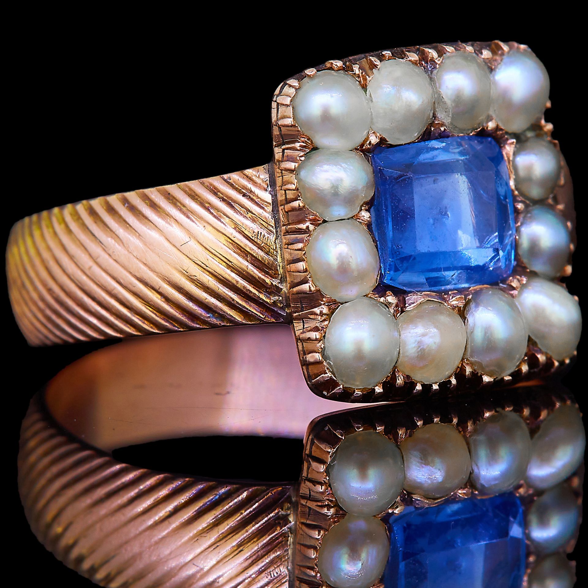 ANTIQUE SAPPHIRE AND PEARL CLUSTER RING