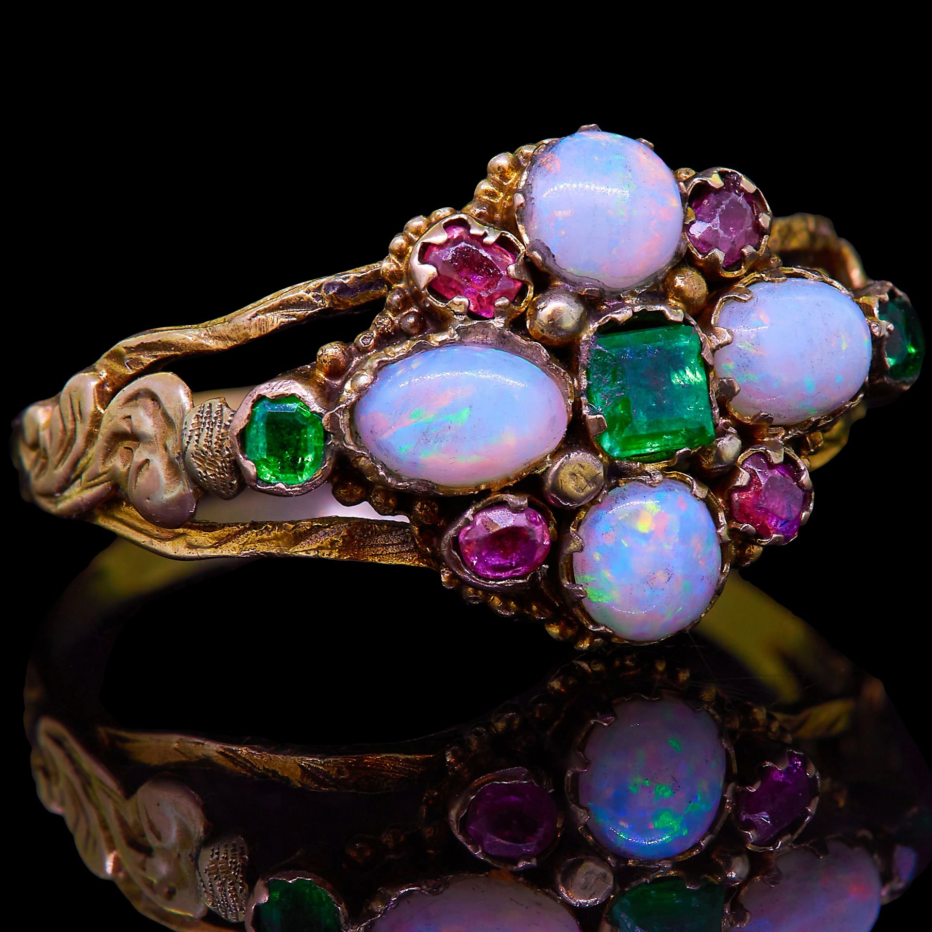 ANTIQUE OPAL AND GEMSTONE RING