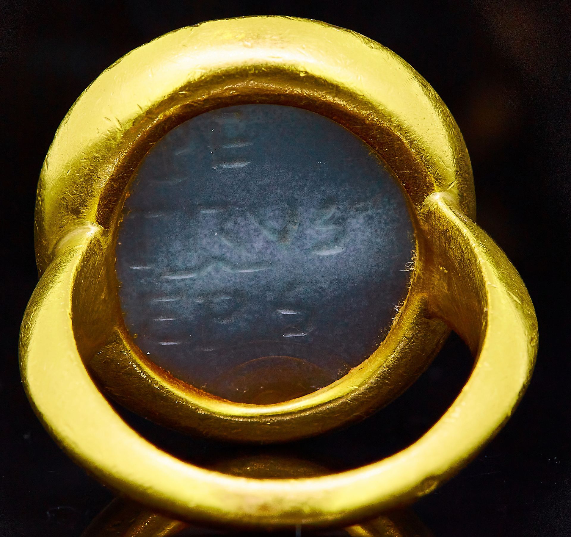 IMPORTANT ANTIQUE INTAGLIO RING, GNOSTIC PTOLEMAIC - Image 2 of 2