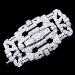 LARGE ART-DECO STYLE DIAMOND BROOCH