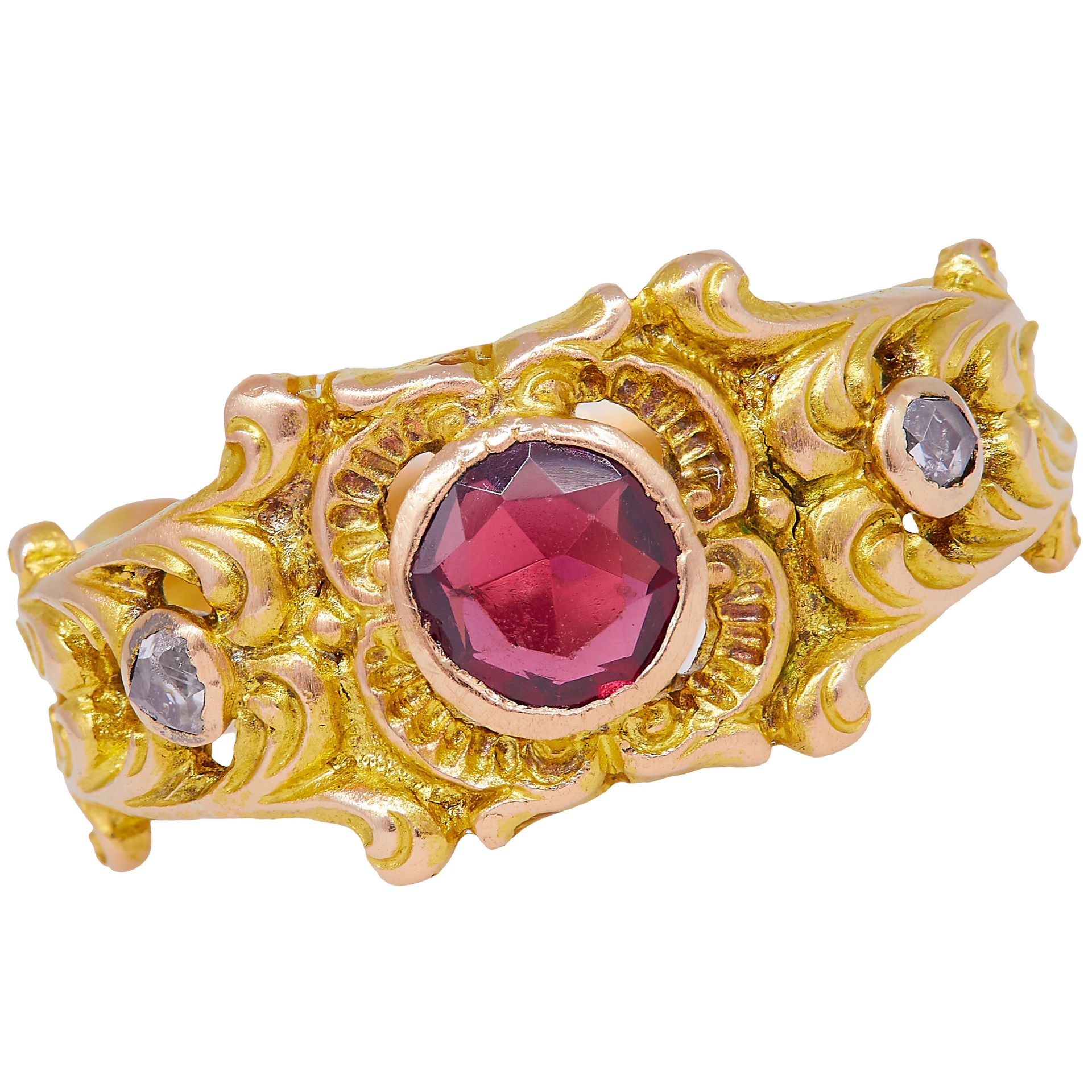 ANTIQUE GARNET AND DIAMOND DRESS RING