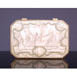 18th CENTURY RECTANGULAR SNUFFBOX WITH GOLD MOUNT