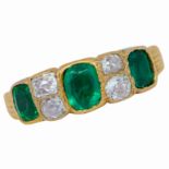 ANTIQUE GEORGIAN EMERALD AND DIAMOND RING