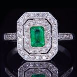 EMERALD AND DIAMOND CLUSTER RING