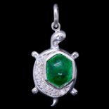 -NO RESERVE- ADLER, EMERALD AND DIAMOND TURTLE CHARM PENDANT