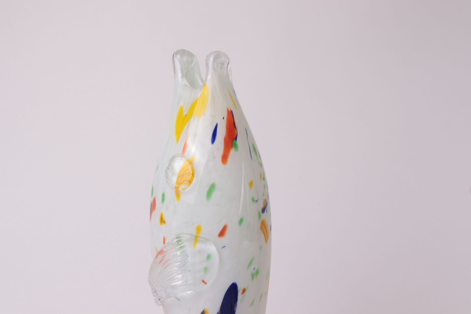 Murano - Konvolut 3 St., Zierfigur u. Vasen, farbloses u. lilafarbenes Glas, auf polygonalem - Bild 4 aus 6
