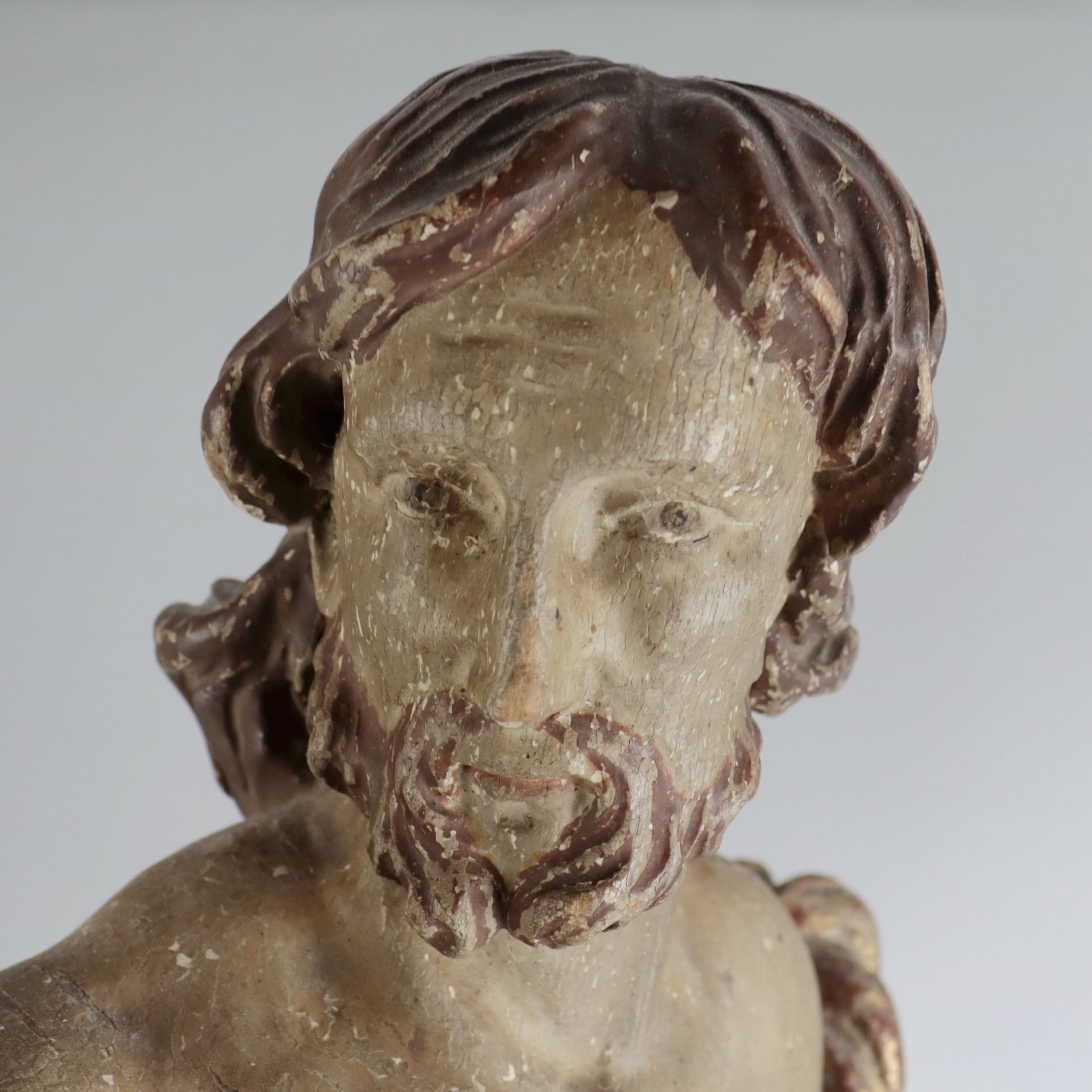 Christusfigur wohl um 1650/80, vollplastische Holzschnitzerei, Auferstandener Christus, polychrom - Bild 4 aus 9