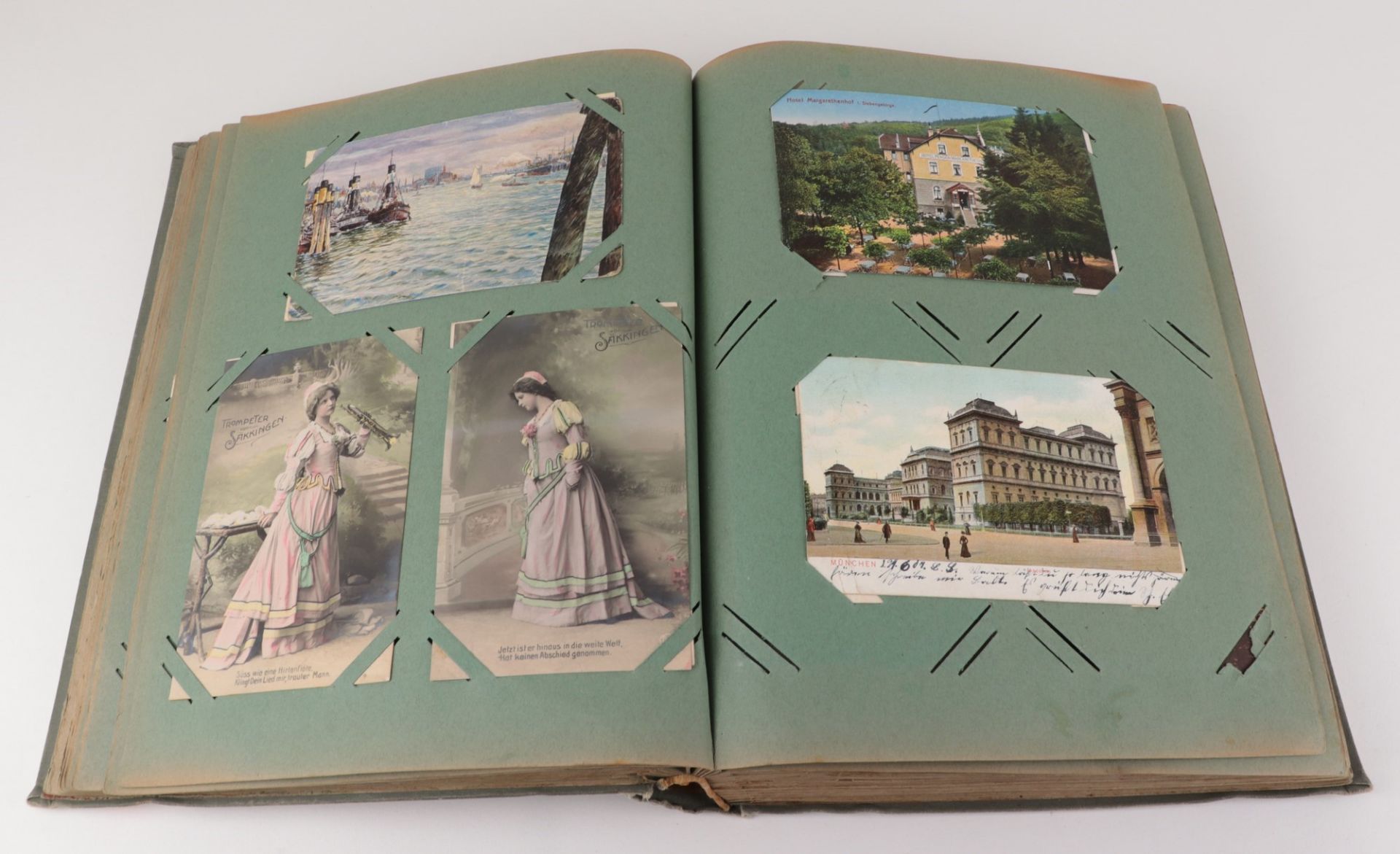 Postkartenalbum ab ca. 1900, ca. 260 St,, Aufdruck "Kriegserinnerungen", AK s./w. u. farb. - Bild 4 aus 14