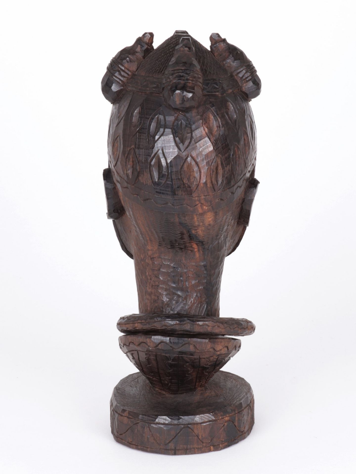 Afrika - Büste Ebenholz, geschnitzt, gem., vollplast. Kopf mit frei beweglichen Halsring u. - Bild 4 aus 8