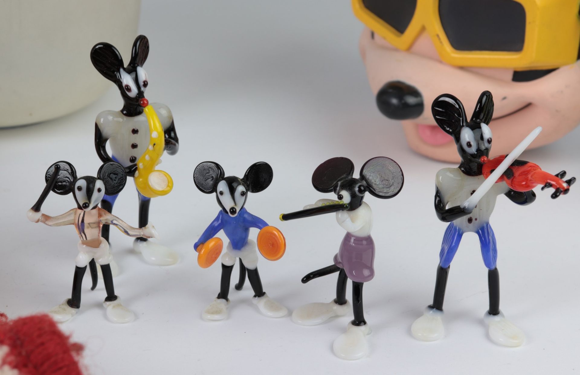 Mickey Mouse - Sammlung 20. Jh., 16 Teile, vielfältige Sammlung aus versch. Materialien u. - Image 3 of 9
