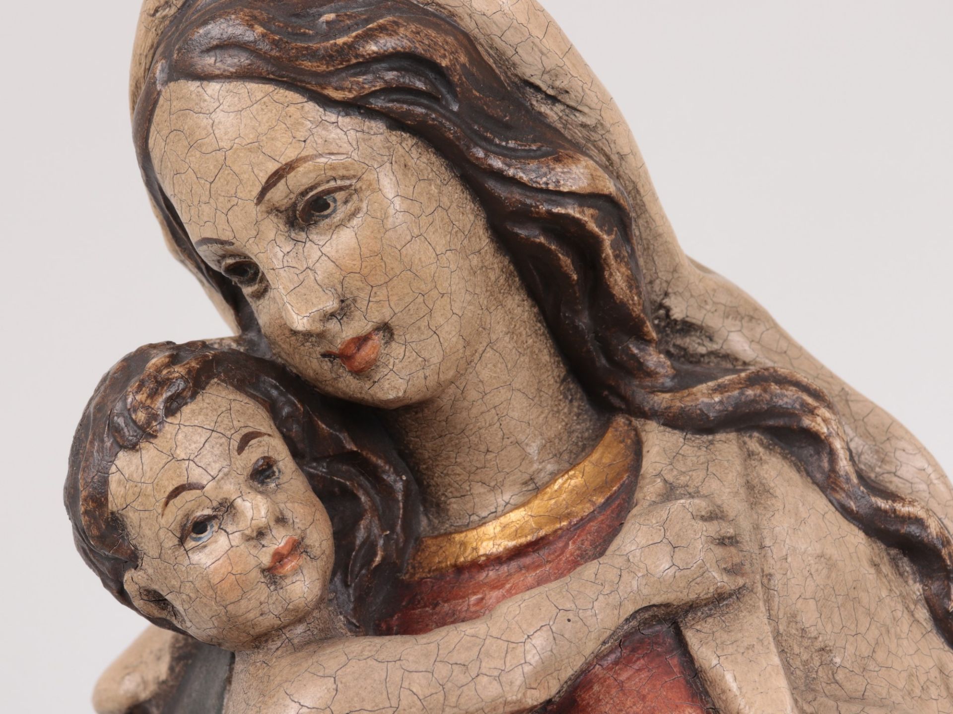 Holzskulptur "Madonna mit Kind", Holz geschnitzt, polychrom und gold gefasst, Barockstil, im - Bild 6 aus 8