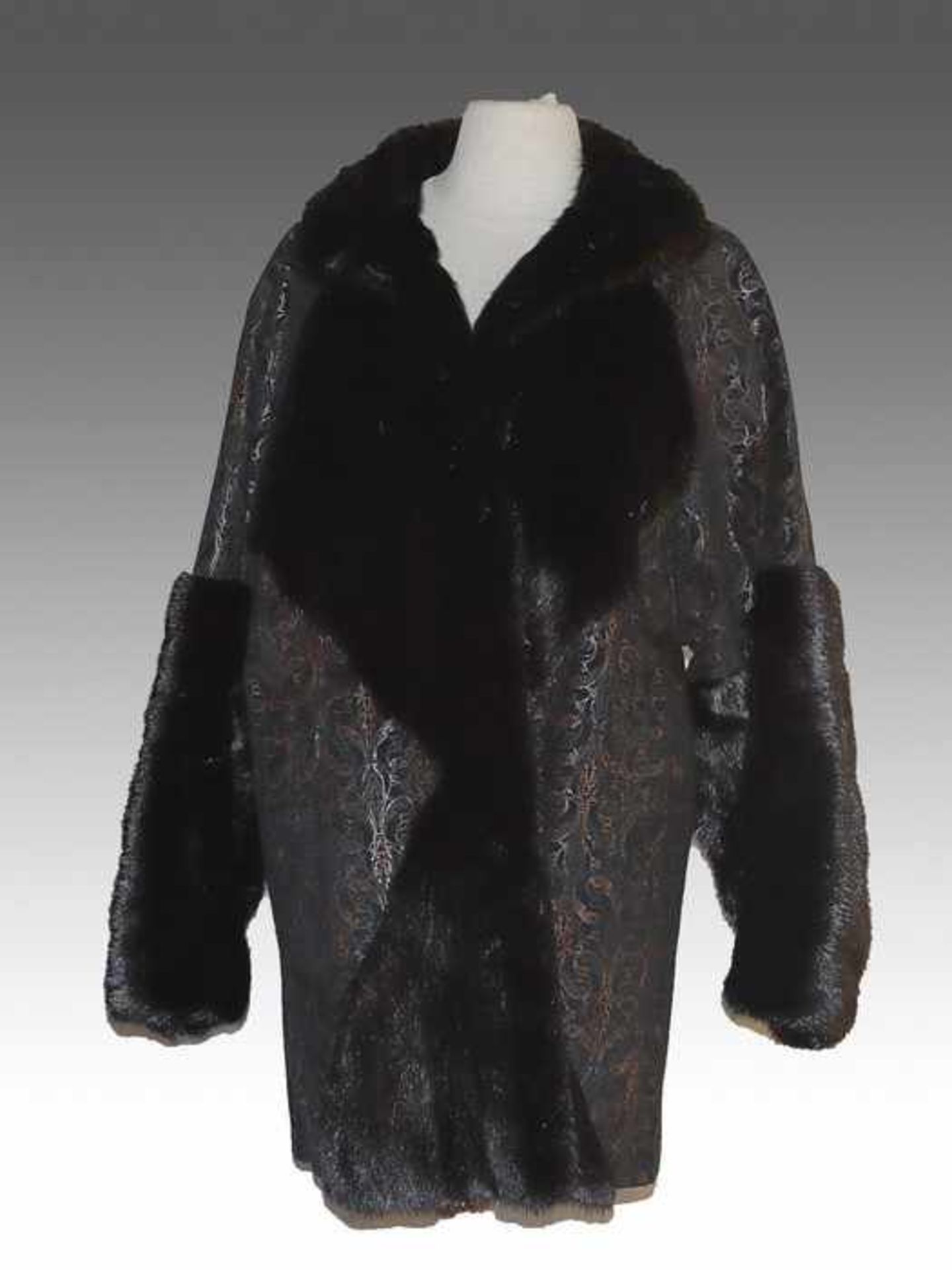 Vintage - Damenjacke dunkelbrauner Nerz, schwarzes Wildleder mit Ornamentprint, min. Altersp.,