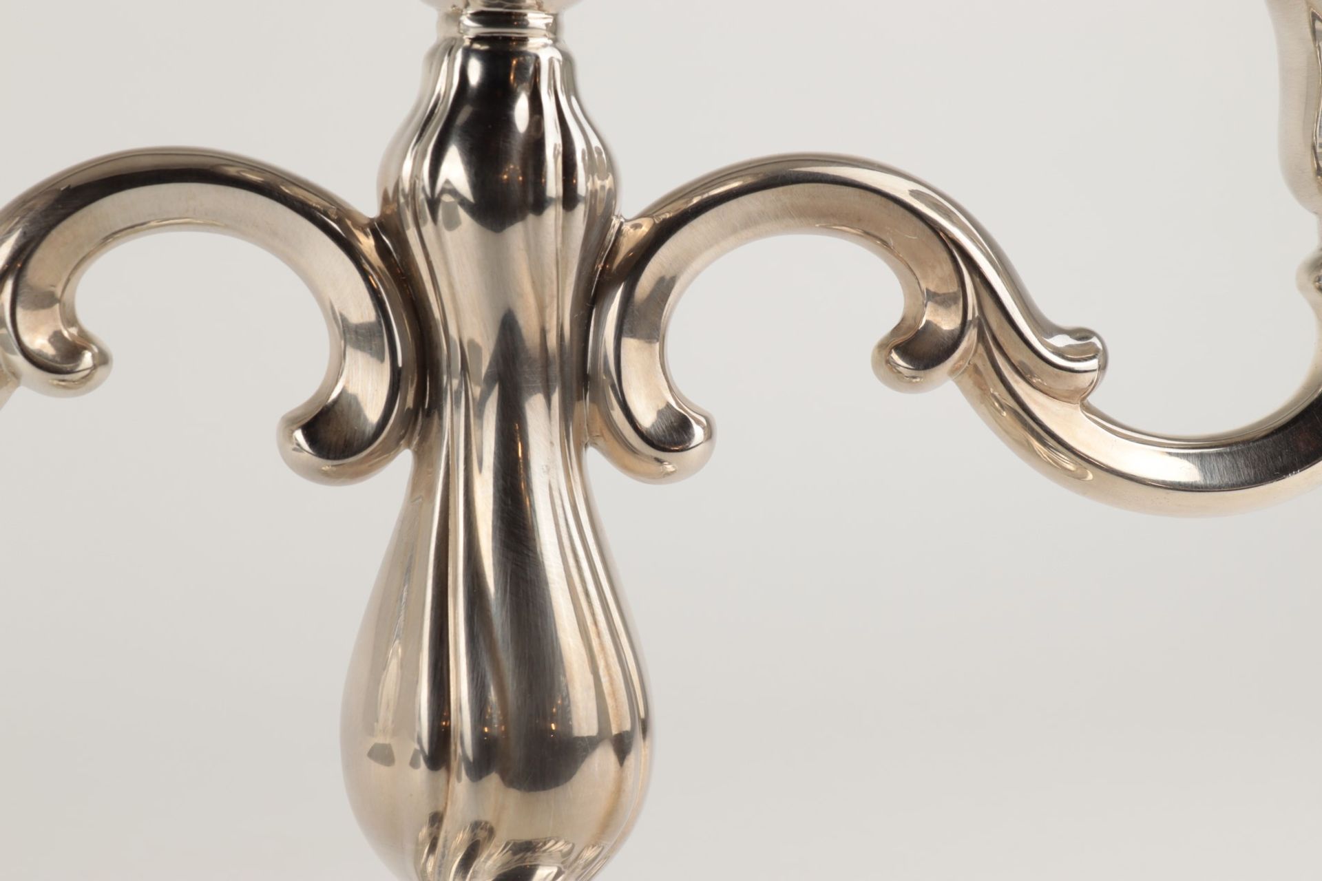Kerzenleuchter Silber 835, 3-flammig, runder Stand, balusterförmiger Schaft m. zwei g - Bild 4 aus 6