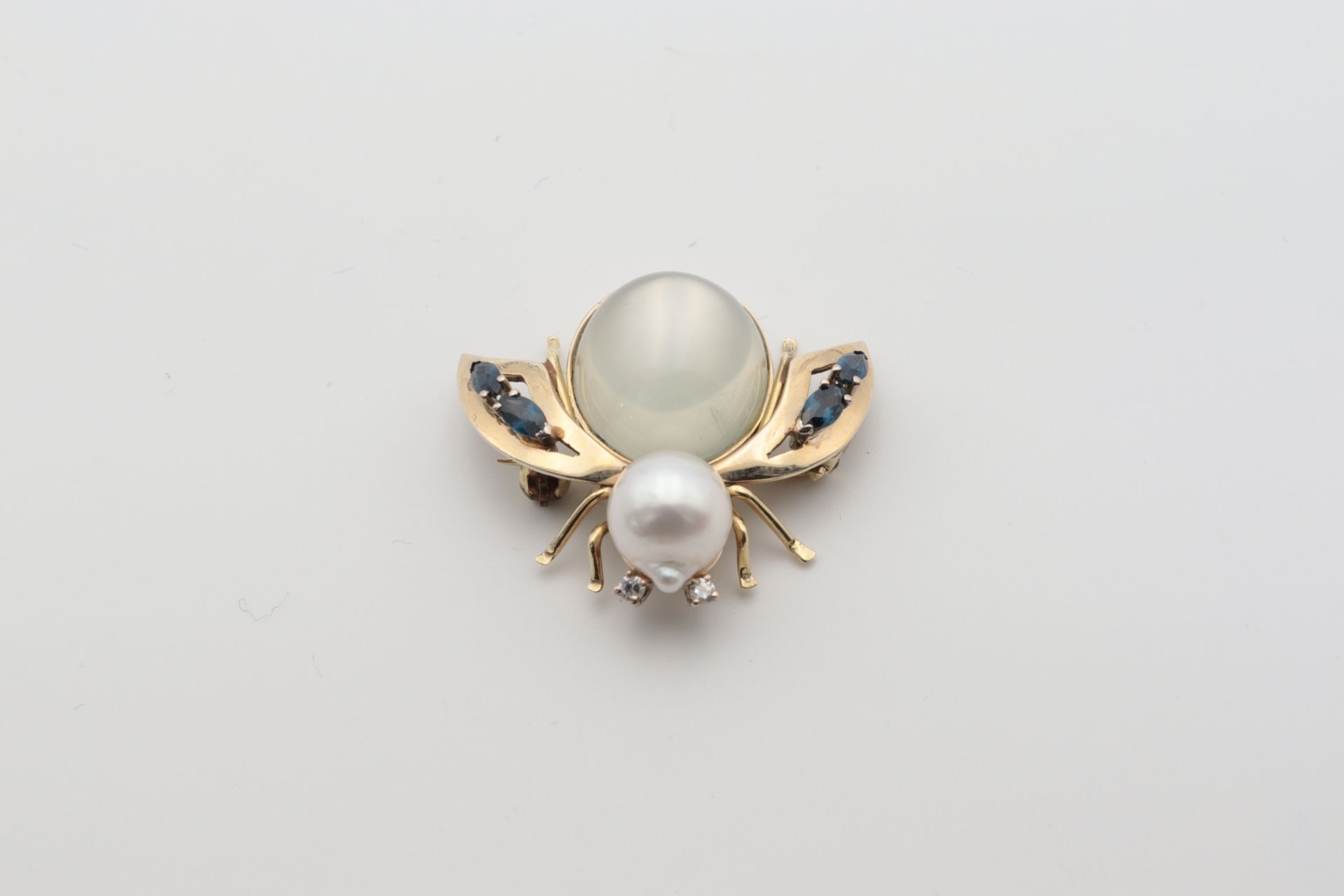 Diamant/Zuchtperlen - Brosche GG 750, Käferchen, Kopf besetzt mit einer weißen, schön lüstrierenden - Image 3 of 4