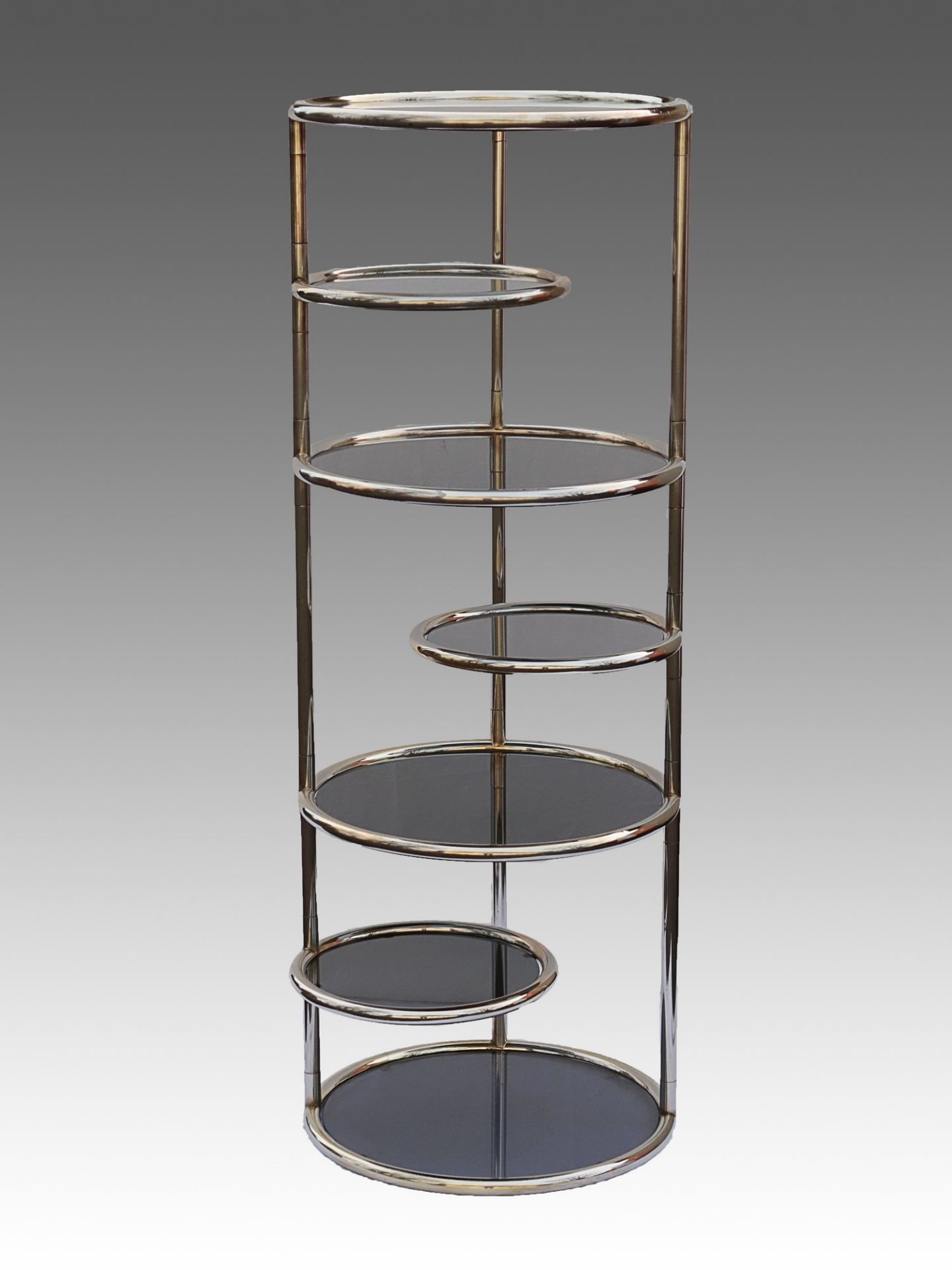 Etagerenregal um 1930/40, Stahlrohr/Glas, im Stil von Eileen Gray, 1878 Enniscorthy -