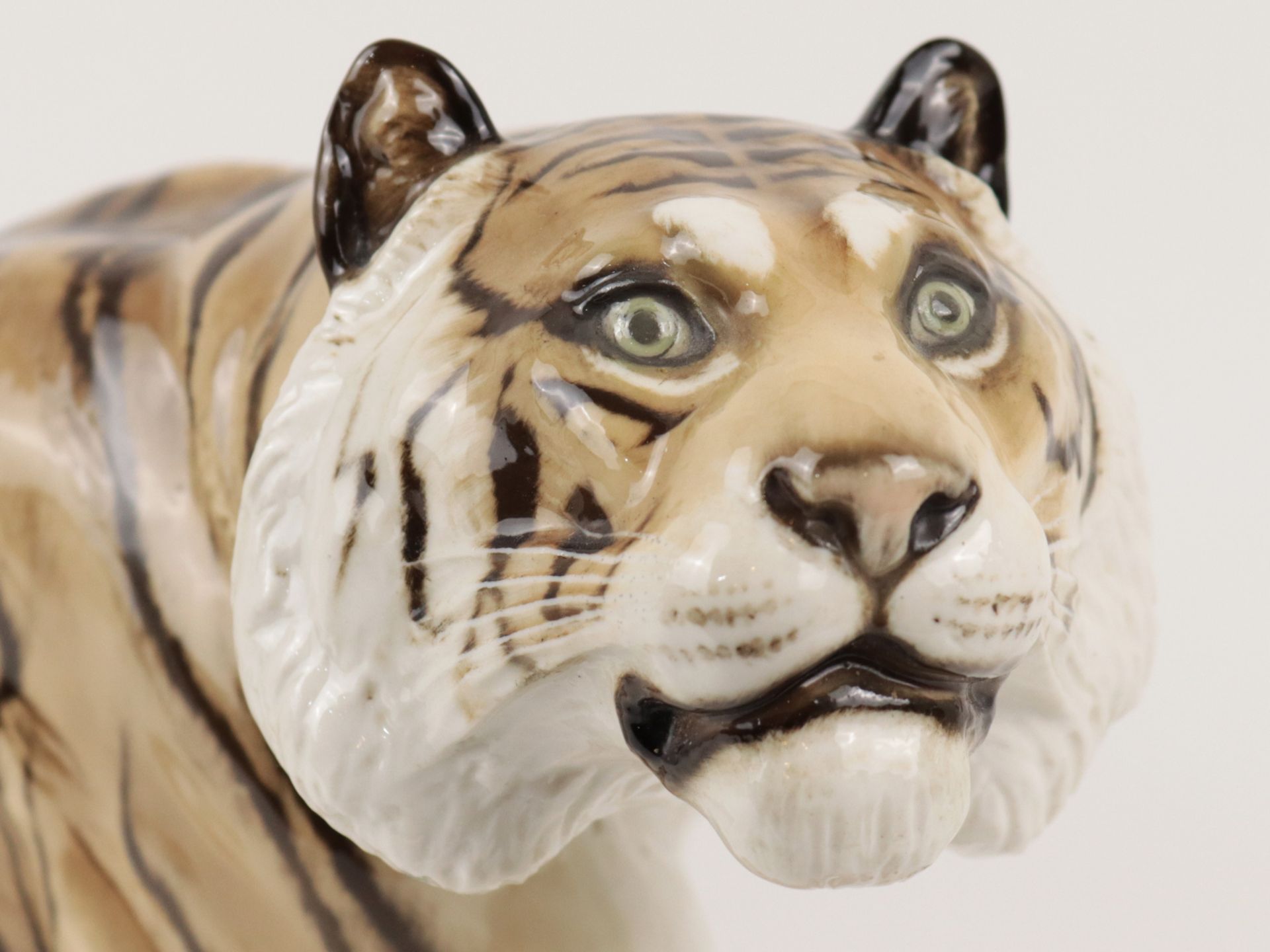 Hutschenreuther - Figur "Schreitender Tiger" - Bild 3 aus 6