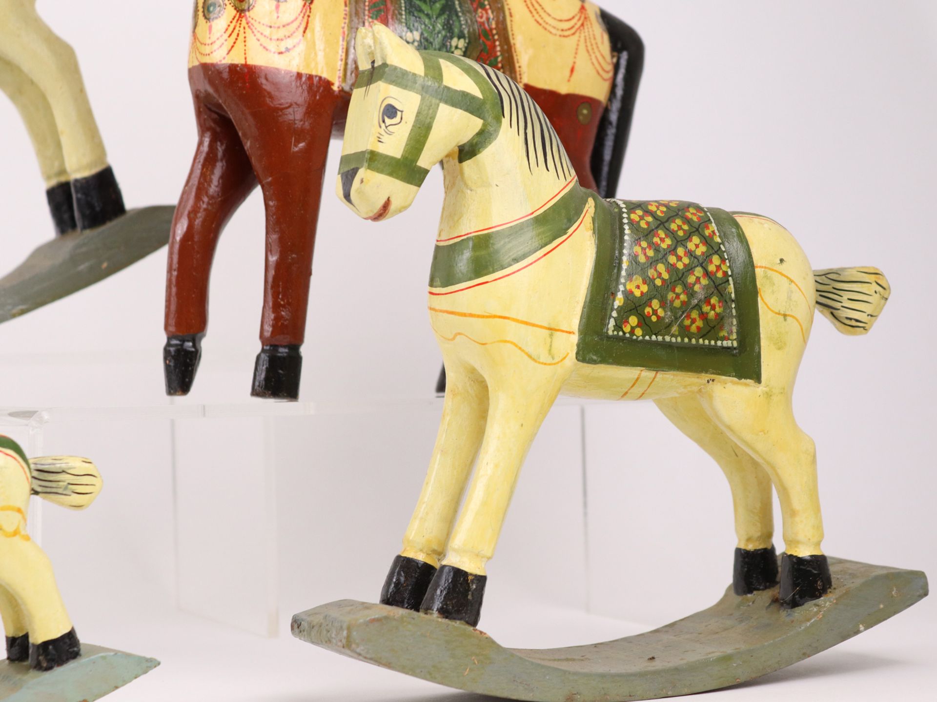 Holzfiguren - Pferde - Bild 4 aus 4