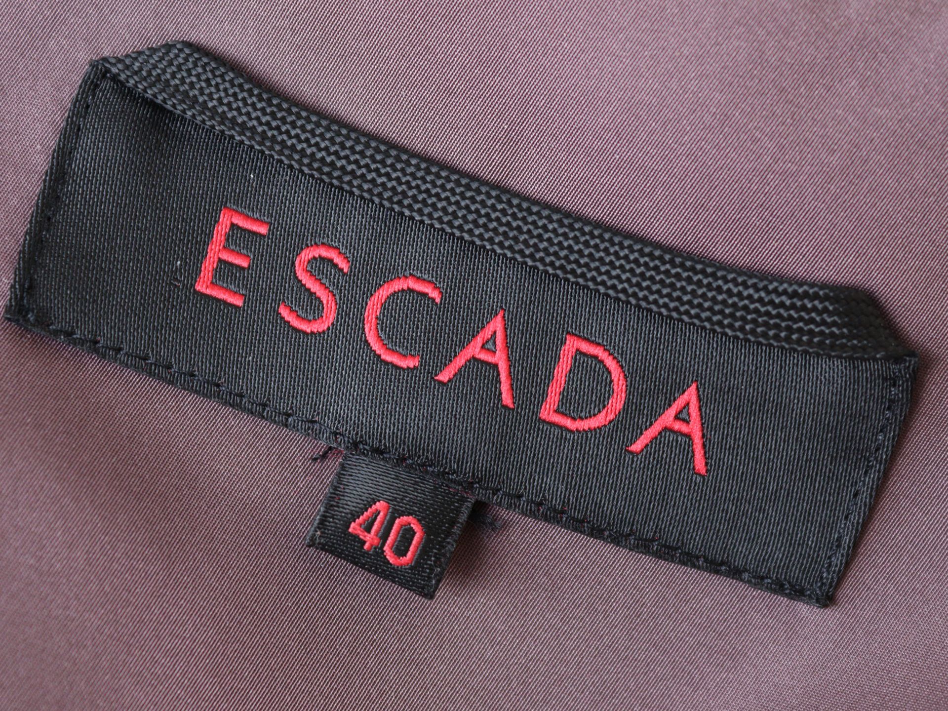 Escada - Kostüm - Bild 9 aus 9