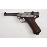 Halbautomatische Pistole Mod. P 08 Herst.: DWM 1916 S.Nr.: 3412 c Kal.: 9mm Luger