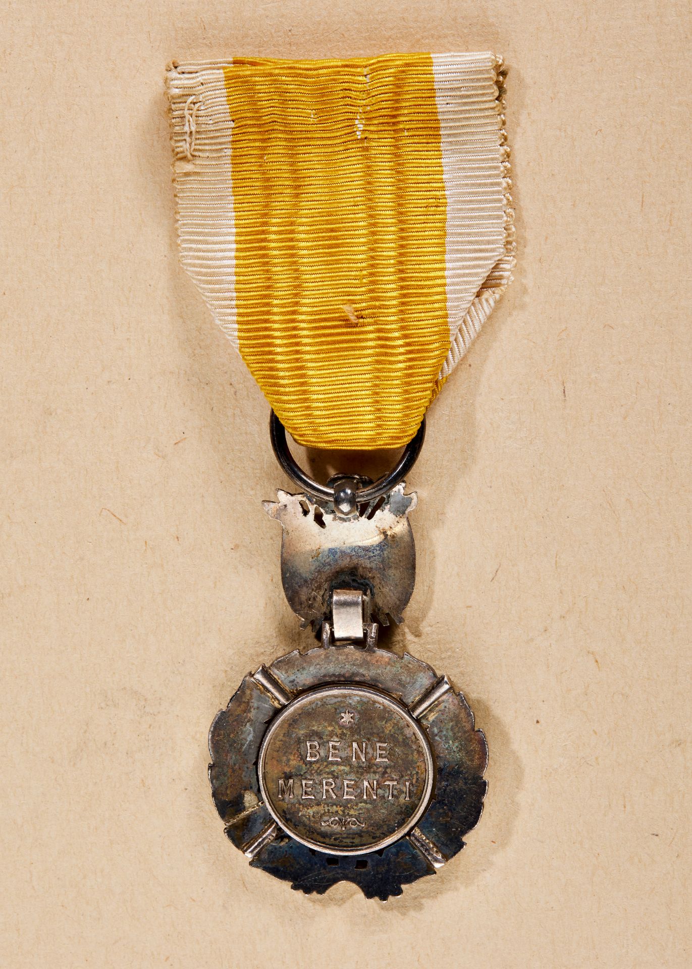 Silberne Bene Merenti Medaille Papst Benedikt XV. für Militärverdienst. - Bild 2 aus 2