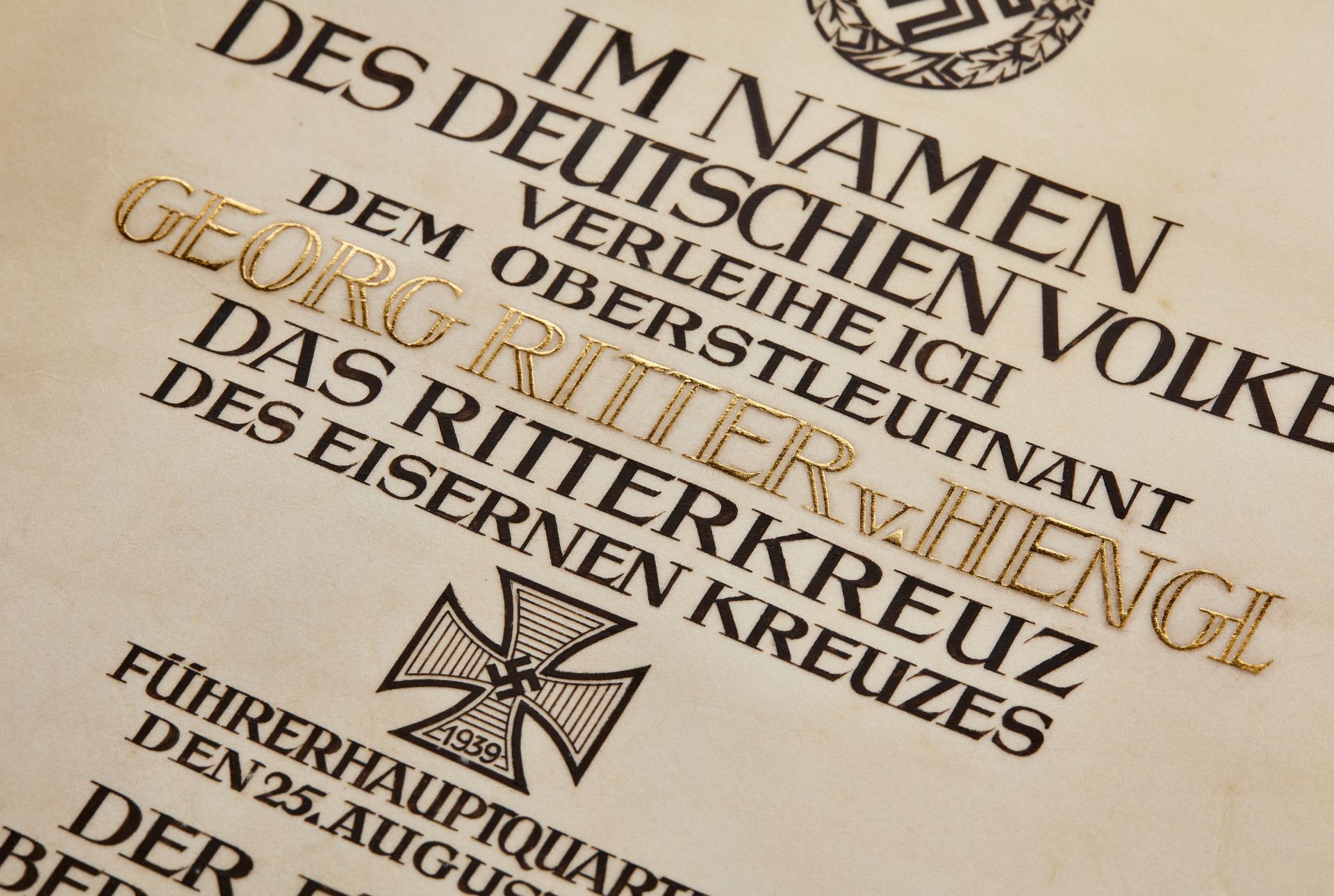 Große Verleihungsurkunde zum Ritterkreuz des Eisernen Kreuzes an Oberstleutnant Georg Ritter v....