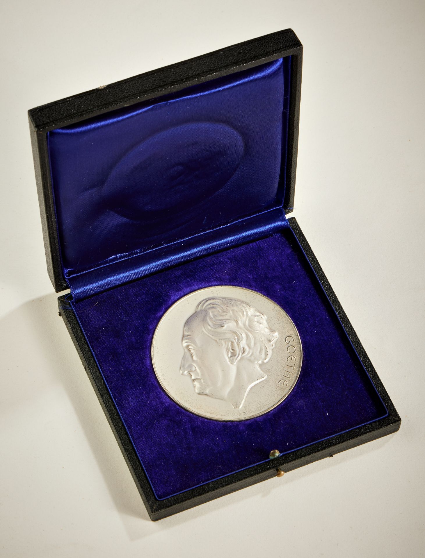 Goethemedaille : Goethemedaille. - Bild 2 aus 3