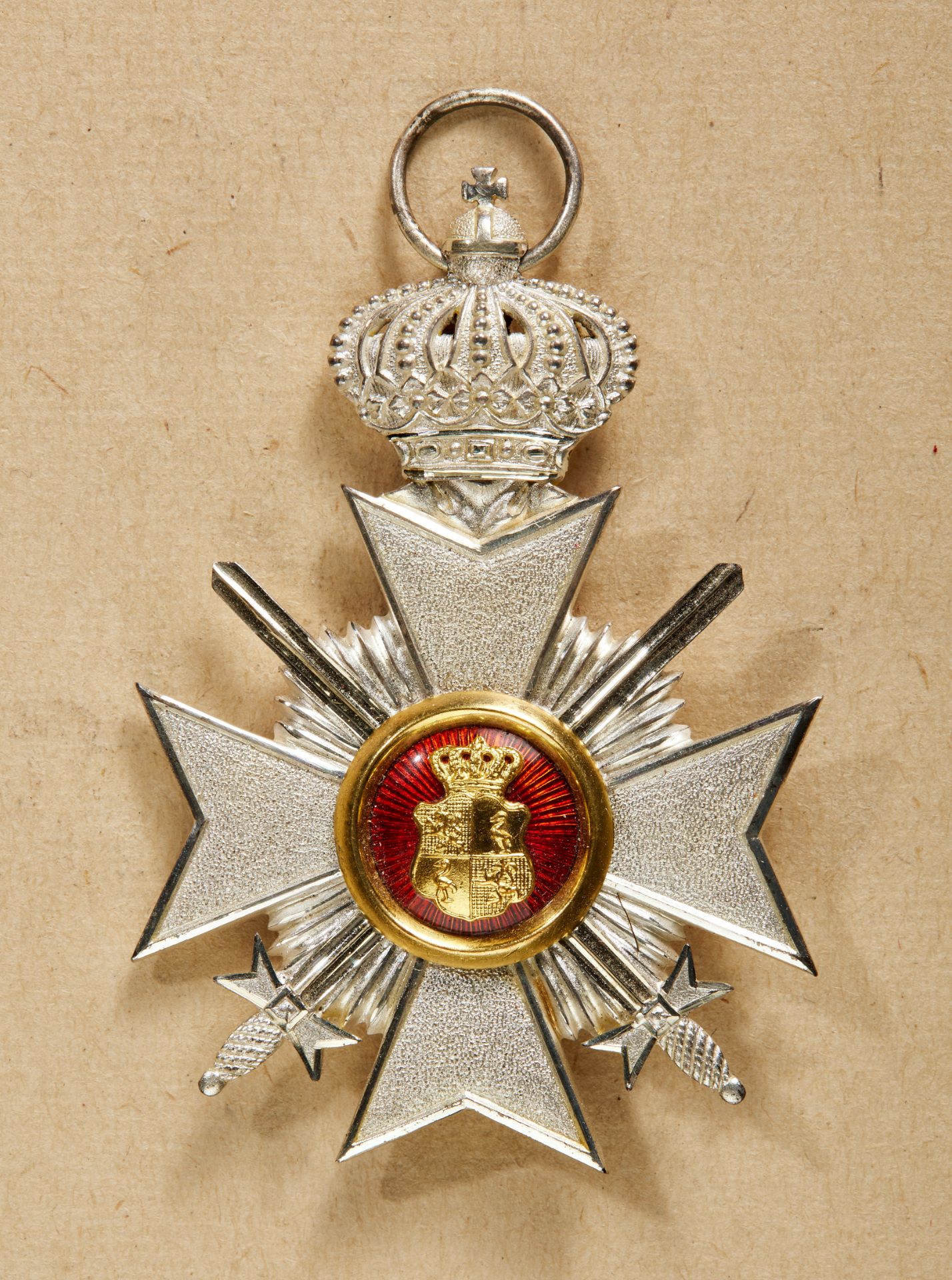 Reuß : Fürstlich Reußisches Ehrenkreuz 3. Klasse mit Krone und Schwertern. - Image 4 of 4