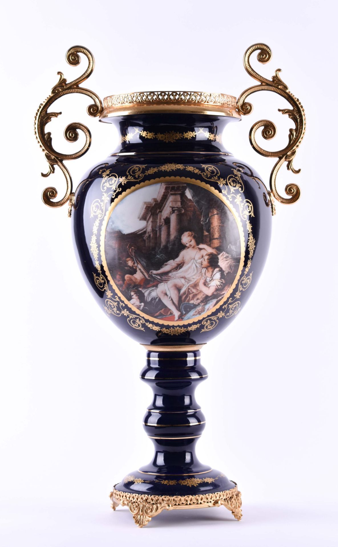 Pomp vase Limoges